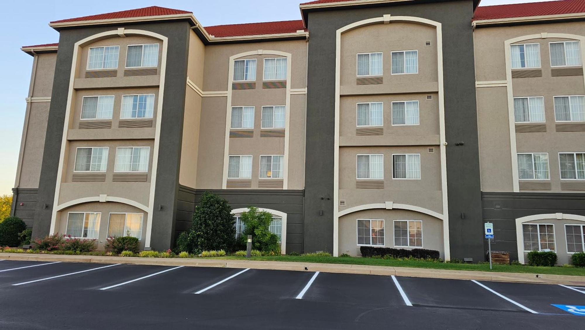 La Quinta By Wyndham Lawton / Fort Sill Extérieur photo